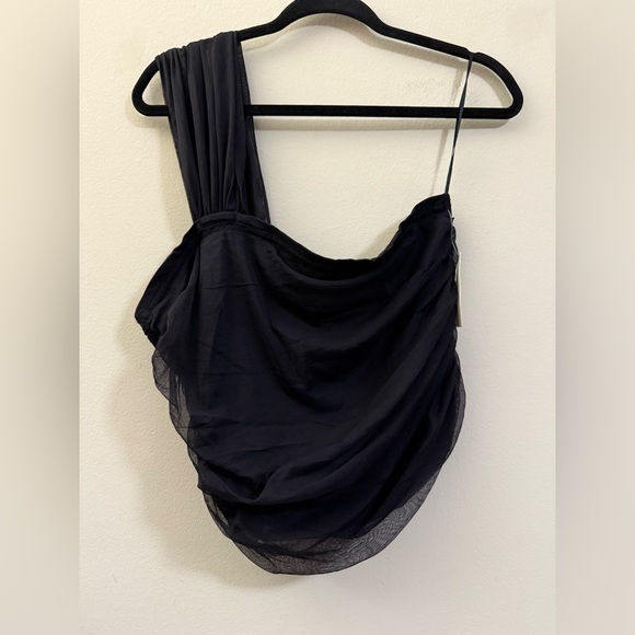NWT Maeve Anthropologie One‎ Shoulder Crop Top in Black - L - Picture 1 of 9
